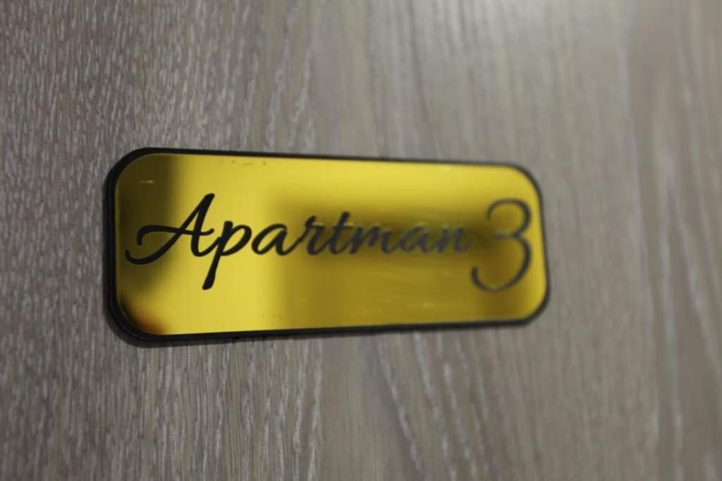 Apartmani Venecia Prozor Экстерьер фото