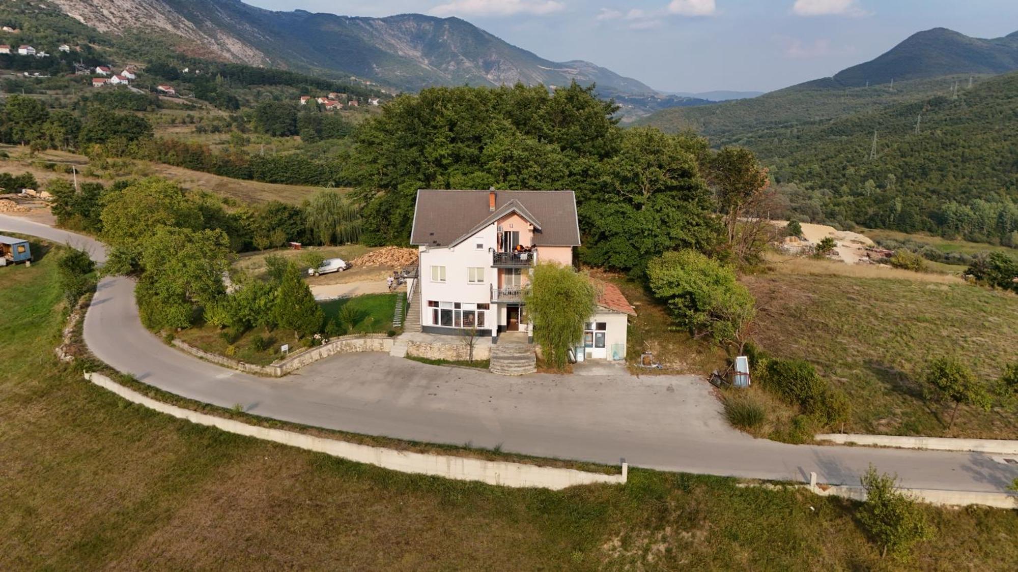 Apartmani Venecia Prozor Экстерьер фото